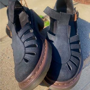 Dr. Martens Jocelyn sandal